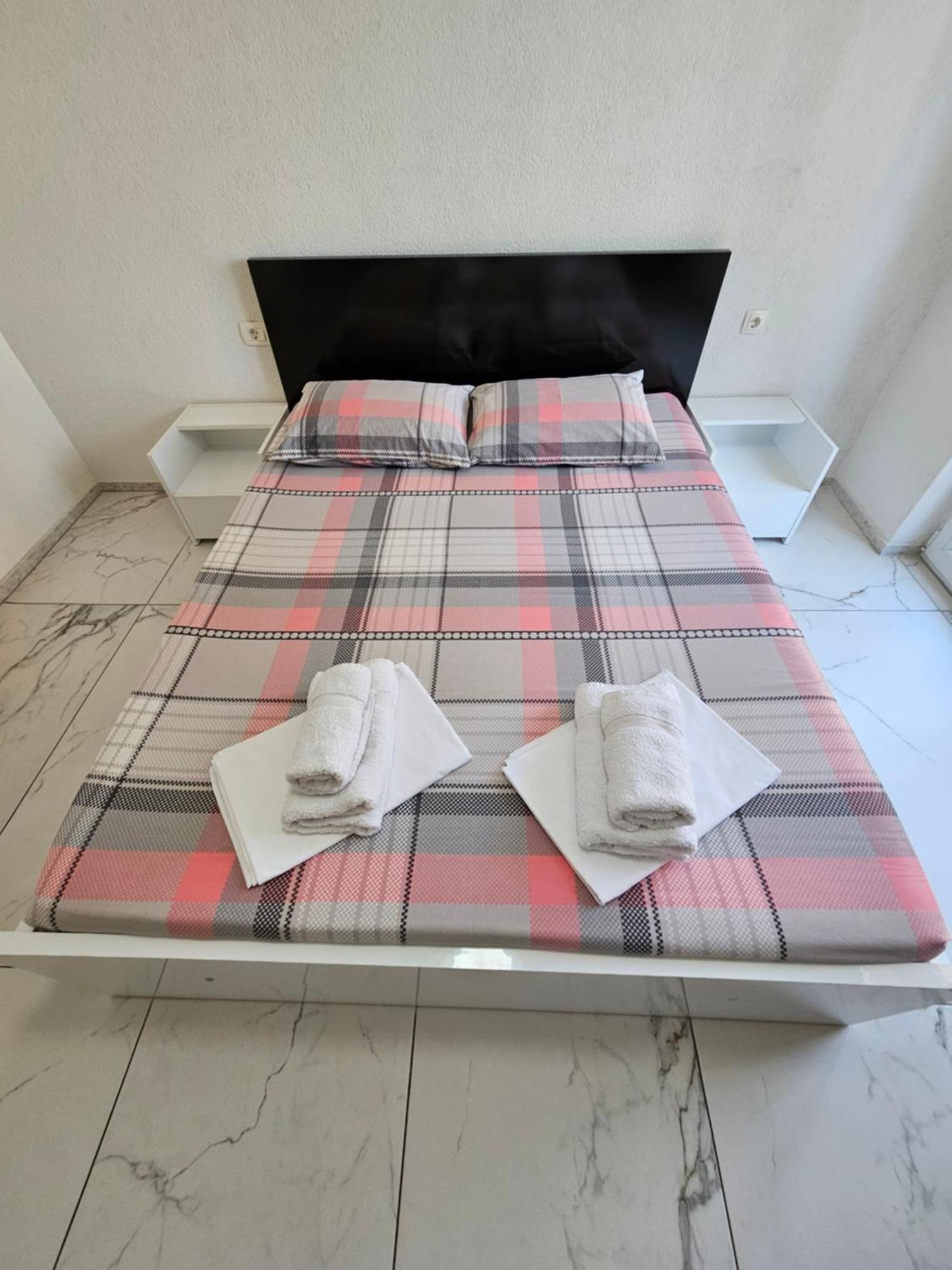 Xxl Centar Apartment